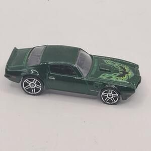 1973 73 Pontiac Firebird Collectible 1/64 Scale Diecast Diorama Model